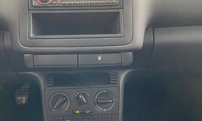 Volkswagen Polo Unic...