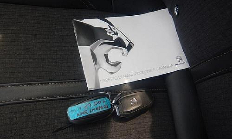 Peugeot 3008 Bluehdi...