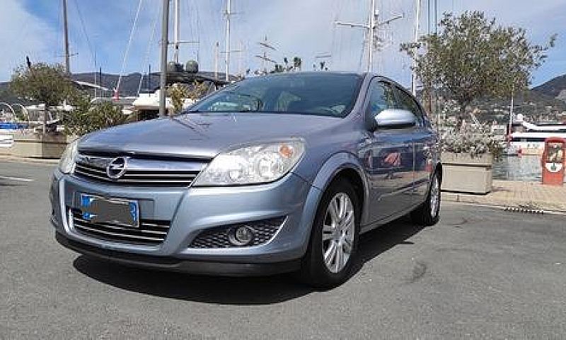 Opel Astra 1.6 Benzi...