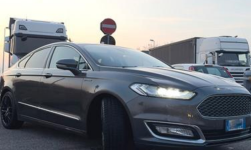 Ford Mondeo Berlina ...