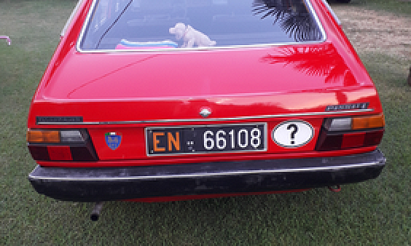 Volkswagen Passat B1...