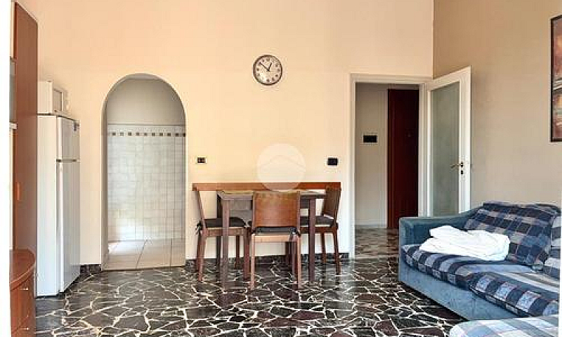 3 Locali A Firenze...