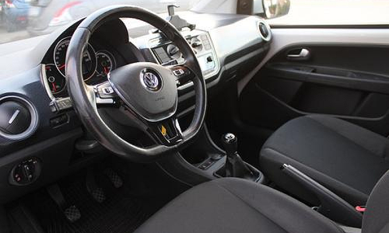Volkswagen 1.0 5P. M...
