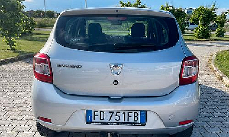 Dacia Sandero In...