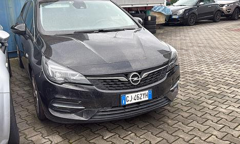 Opel Astra 1.5 D Aut...
