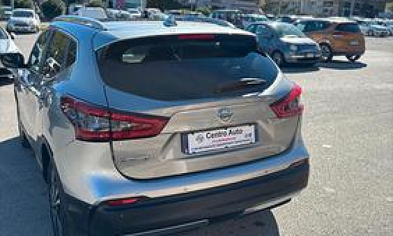 Nissan Qashqai 1.3 D...