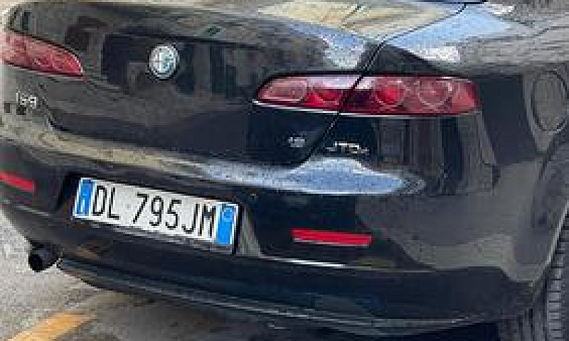 Alfa 159...