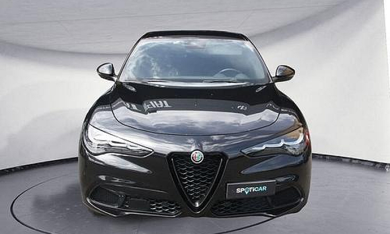 Alfa Romeo Stelvio 2...