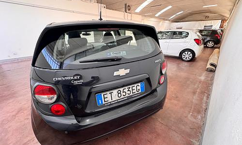 Chevrolet Aveo 1.2 8...