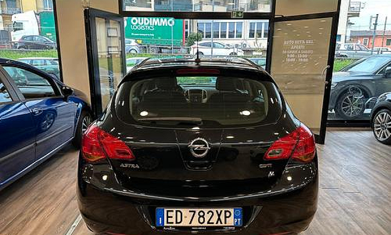 Opel Astra 1.7 Cdti ...
