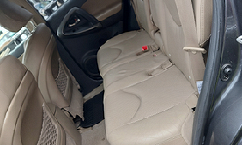 Toyota Rav4 2.2 D4D ...