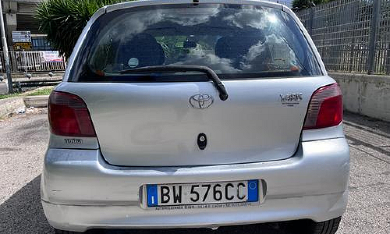 Toyota Yaris 1.3 Ben...