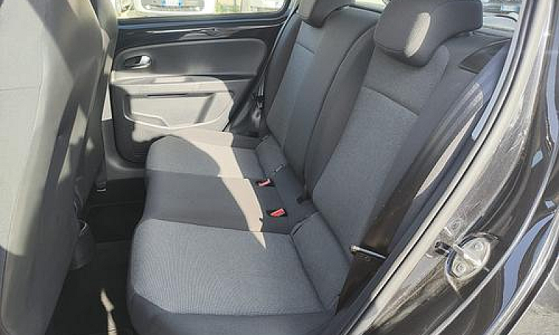 Volkswagen Up! 1.0 5...