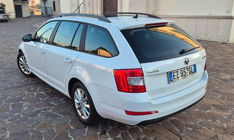 Skoda Octavia 3ª Ser...