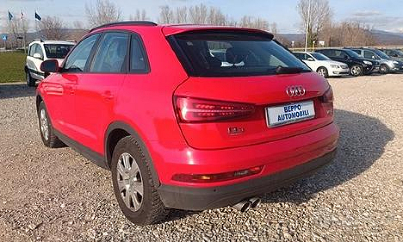Audi Q3 2.0Tdi 150Cv...