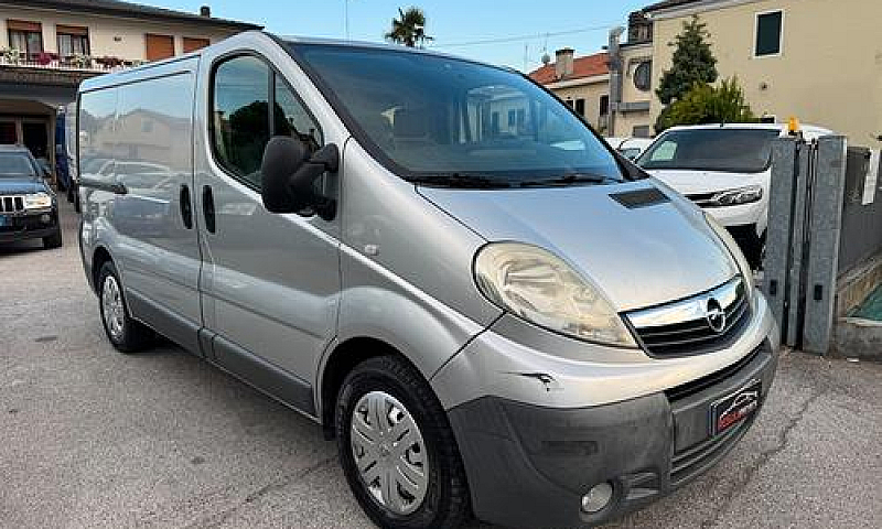 Opel Vivaro 27 2.0 C...