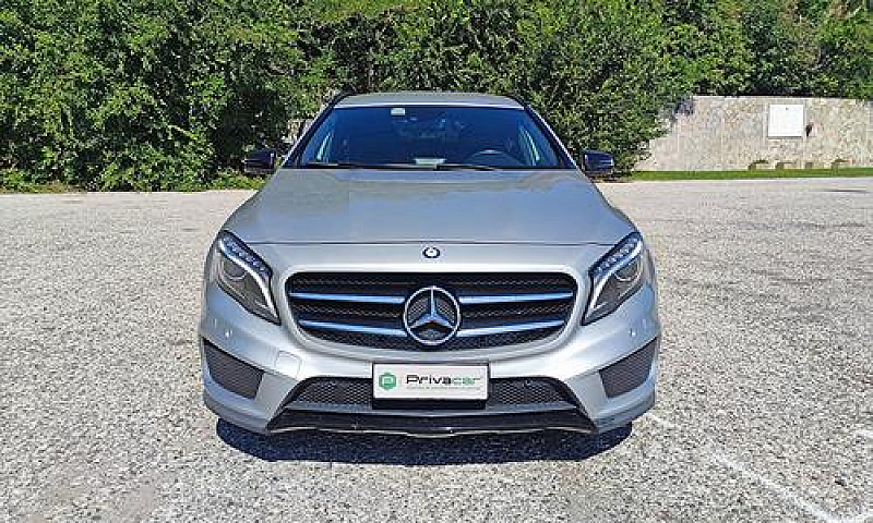 Mercedes Gla 200 Cdi...