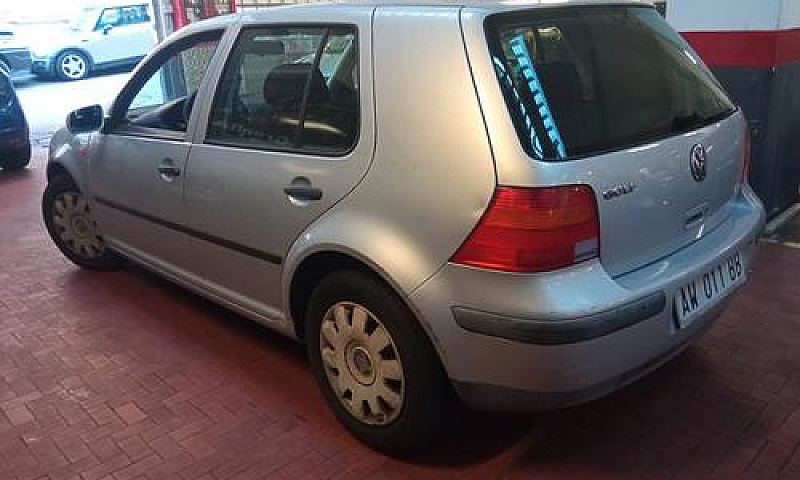 Volkswagen Golf 1.4 ...