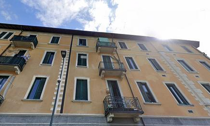 Appartamento - Milan...