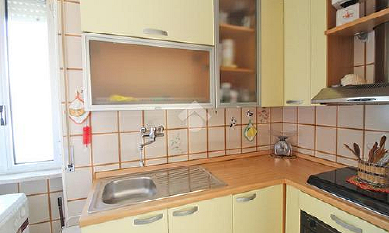 4 Locali A Chieuti...