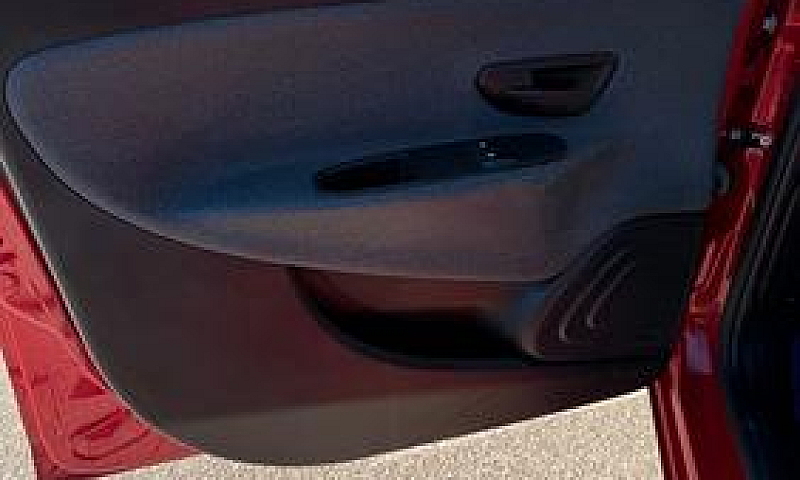 Lancia Ypsilon 1.0 H...