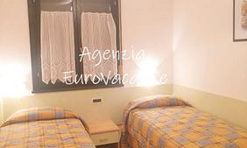 Villaggio Ducale: Tr...