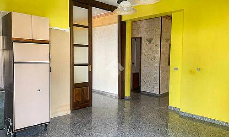 4 Locali A Amantea...