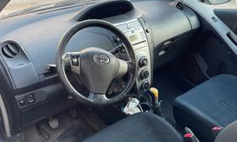 Yaris...