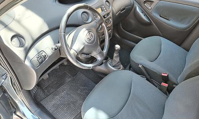 Toyota Yaris 1.0I 16...