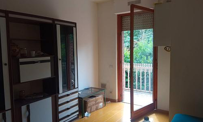Bilocale Con Balcone...