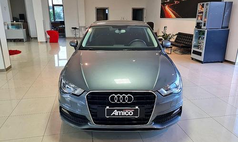 Audi A3 Sportback 1....