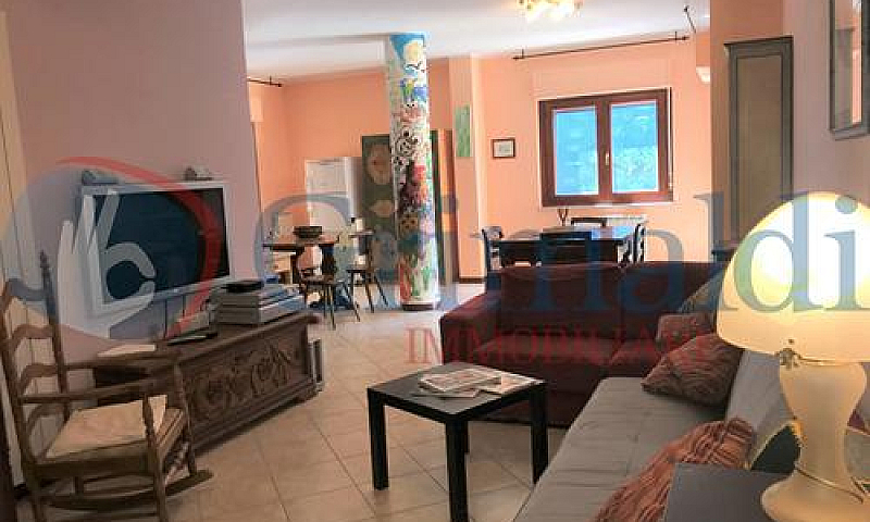 Duplex Corciano [Cod...