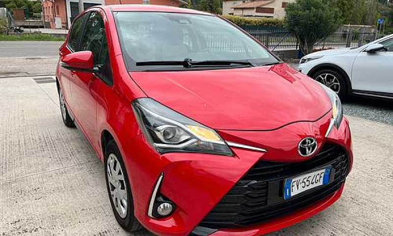Toyota Yaris 1.0 72 ...