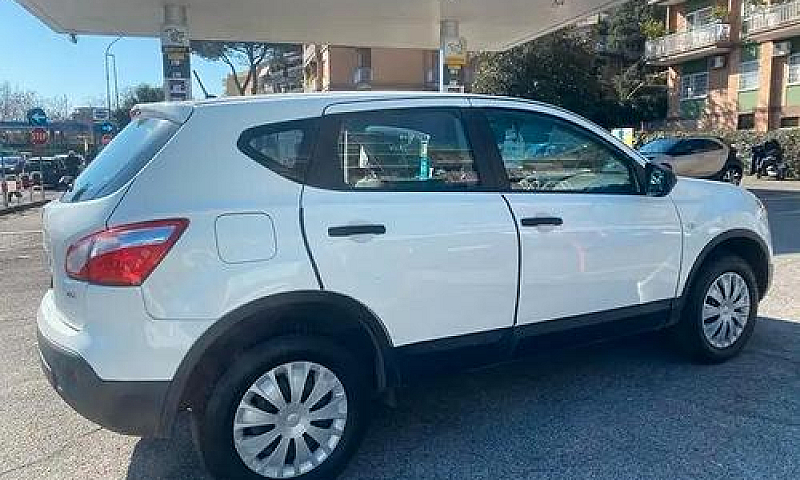 Nissan Qashqai 1.5 D...