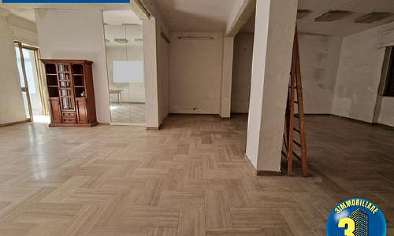 Zona Barberini: Appa...