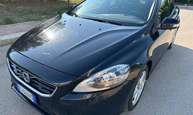 Volvo V40 D3 Kinetic...