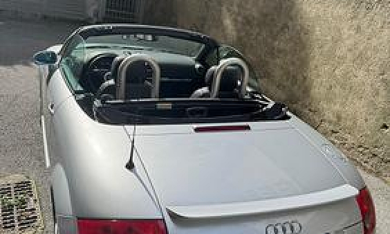 Audi Tt Rosdster 225...