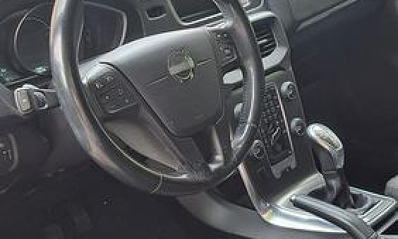 Volvo V40 D2 Summum ...