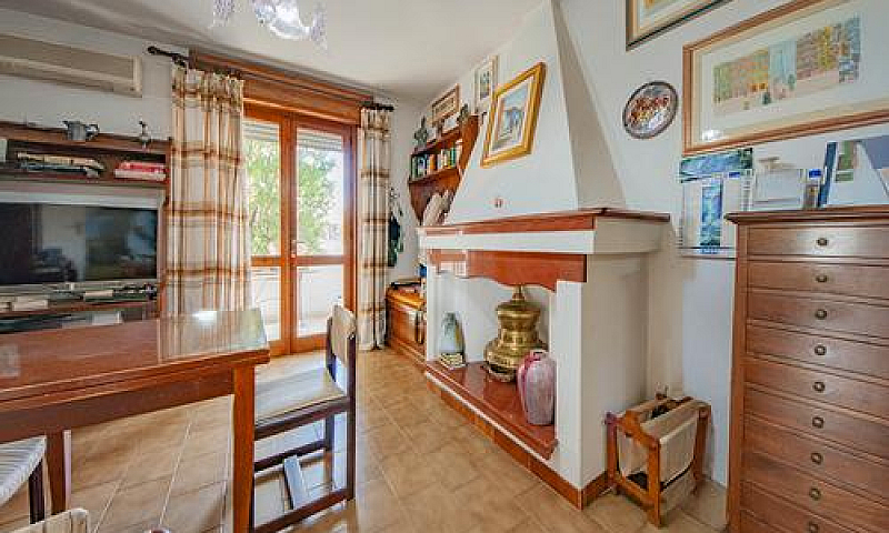 Villa Zona Borgata S...
