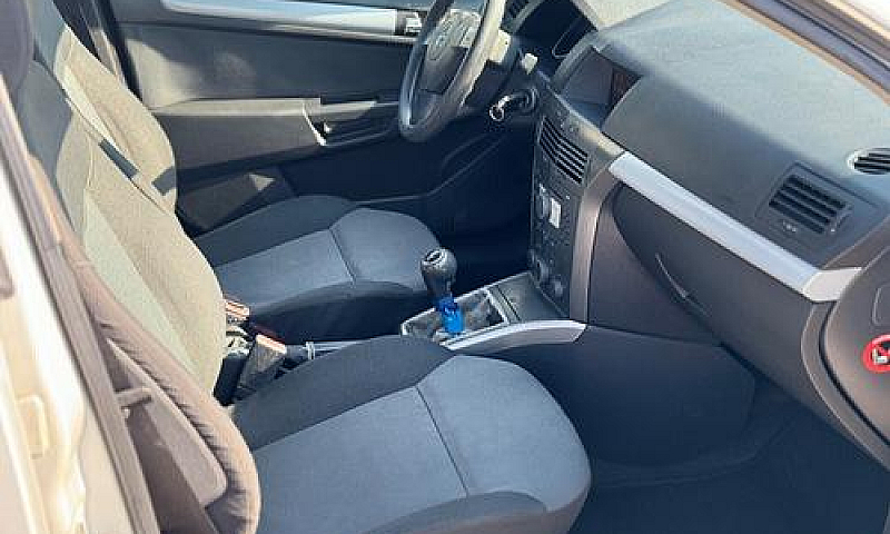 Opel Astra 1.4 Benzi...