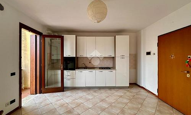 3 Locali A Asolo...