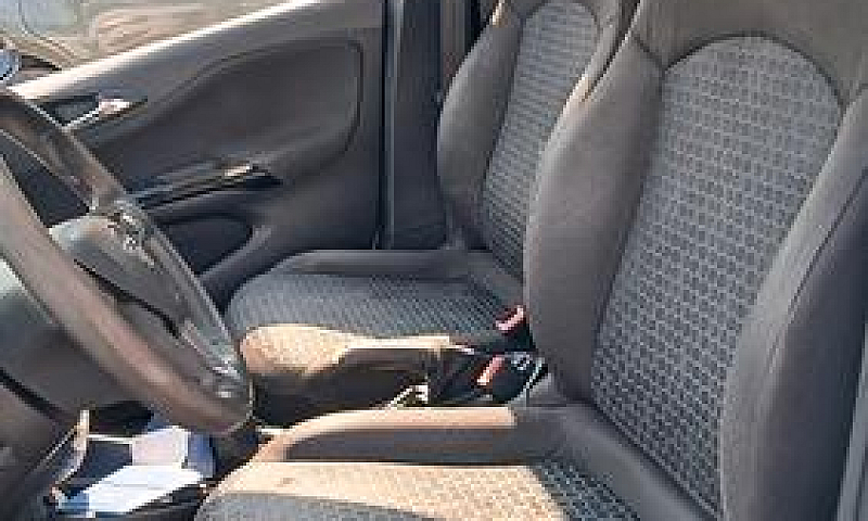 Opel Corsa 1.3 Cdti ...