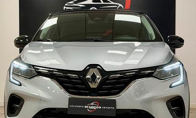 Renault Captur Plug-...