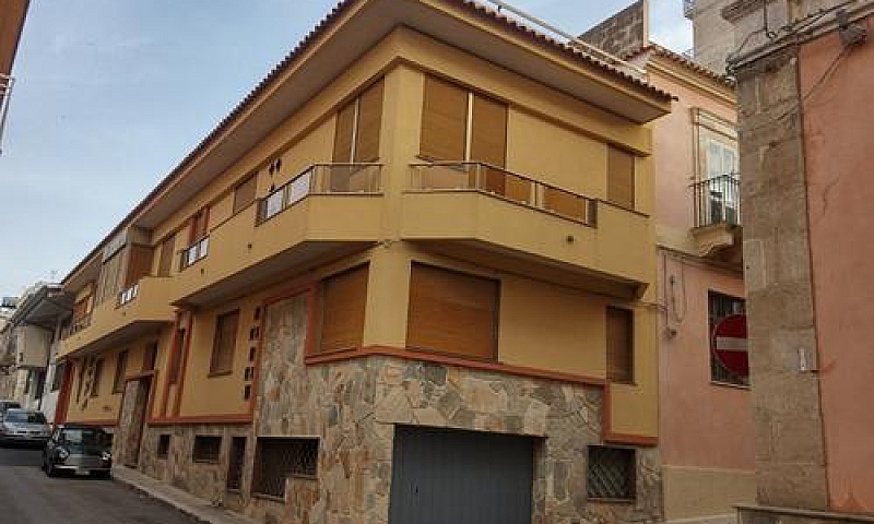Casa Al Centro, Con ...