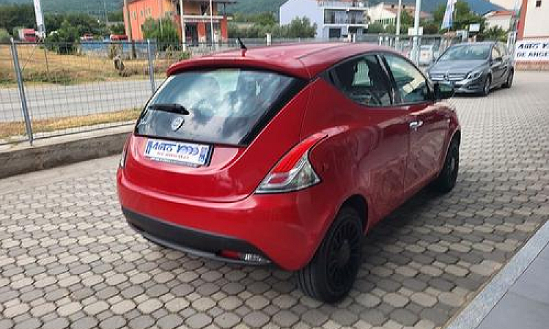 Lancia Ypsilon 1.3 M...