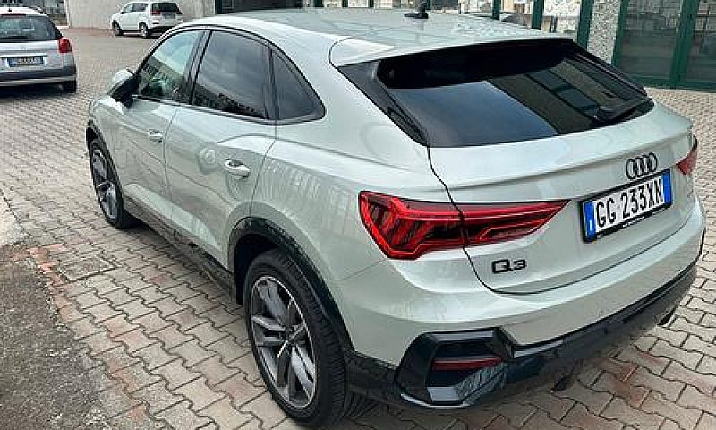 Audi Q3 - 2021...