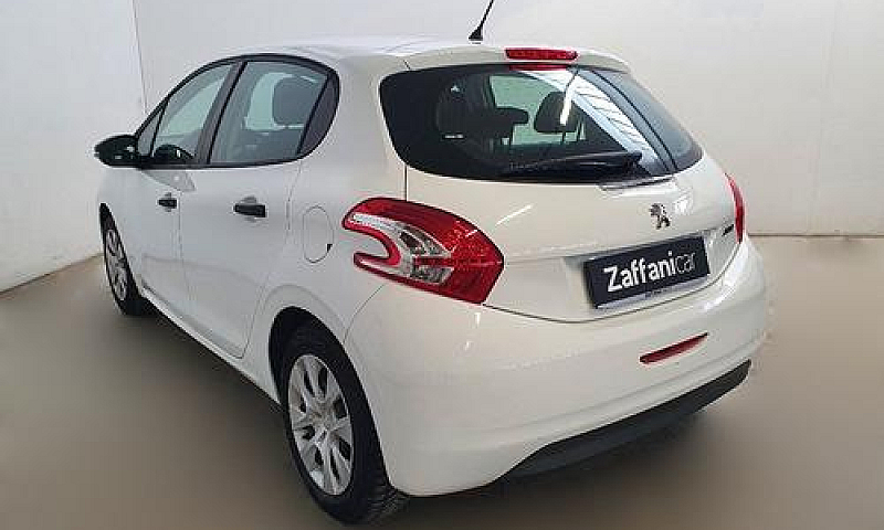 Peugeot 208 1° Serie...