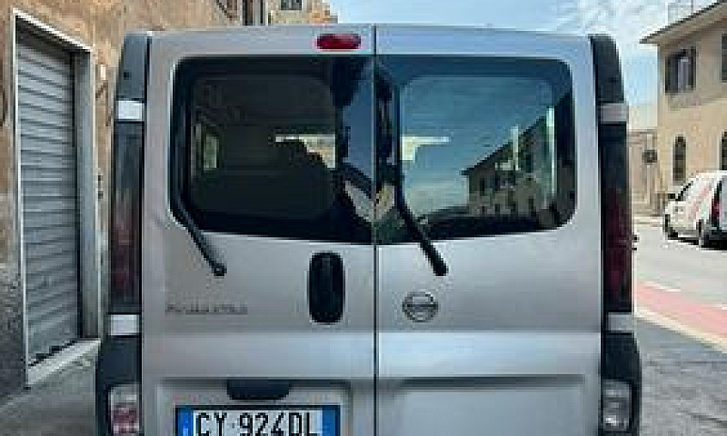 Nissan Primastar 9 P...