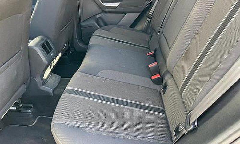 Volkswagen T-Roc 1.5...
