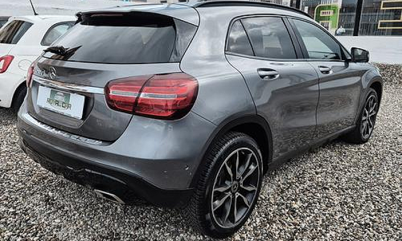 Mercedes-Benz Gla 20...